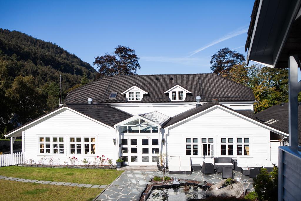 Fjordslottet Hotel Fotlandsvåg Esterno foto