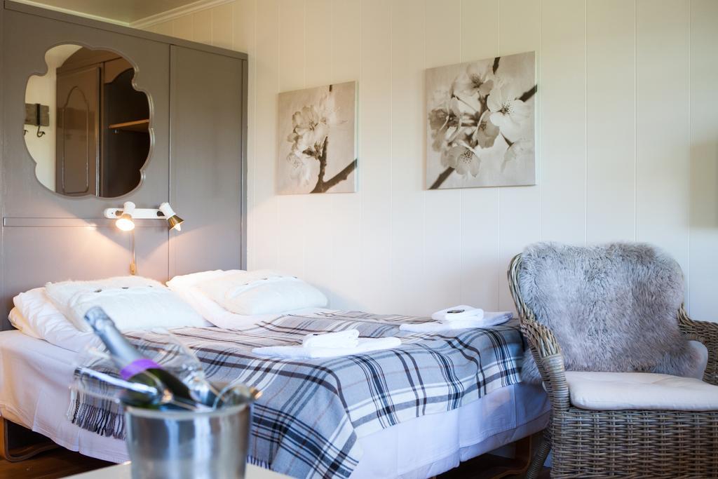Fjordslottet Hotel Fotlandsvåg Esterno foto